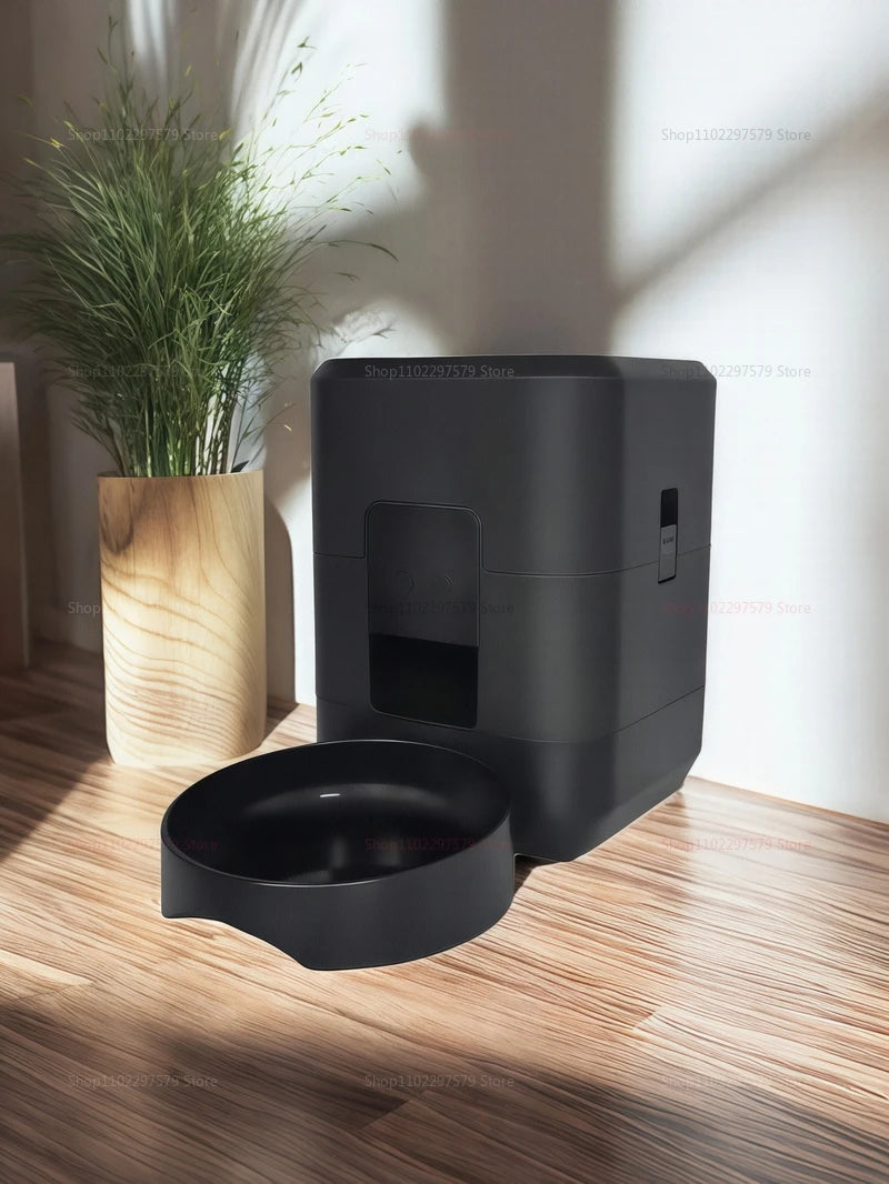 Smart Pet Feeder 2L Automatic WiFi Enabled Cat & Dog Food Dispenser – App Control Auto Feeding System