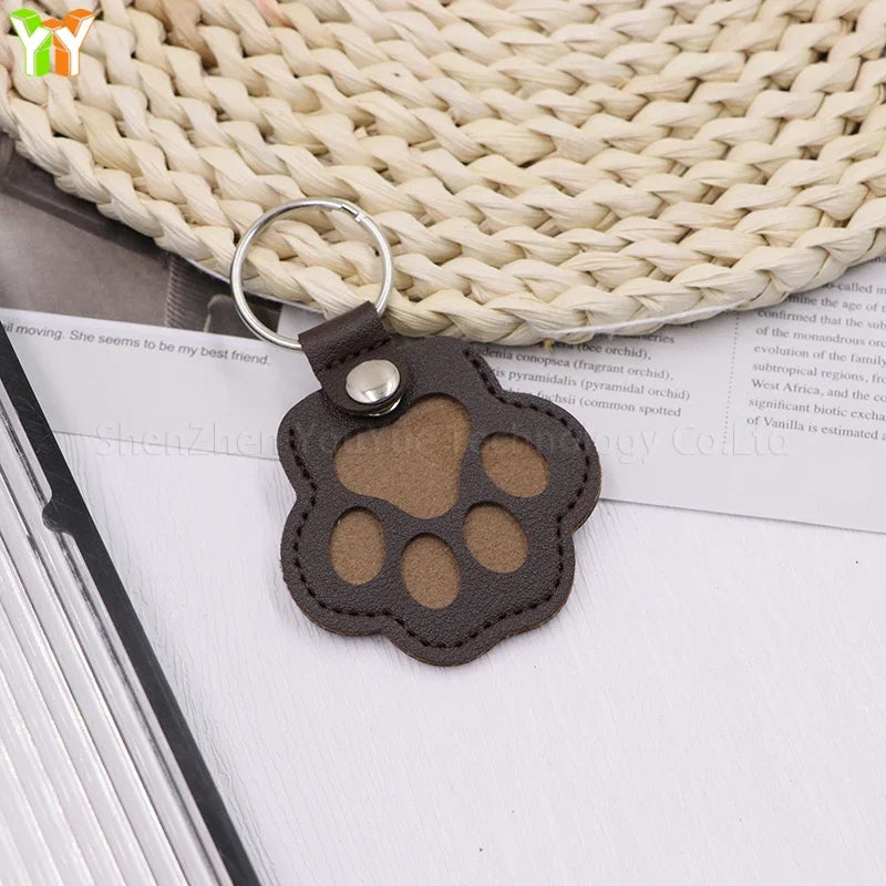 Leather Pet Hair Keepsake Keychain – Handmade Memorial Paw Charm for Dog & Cat Remembrance