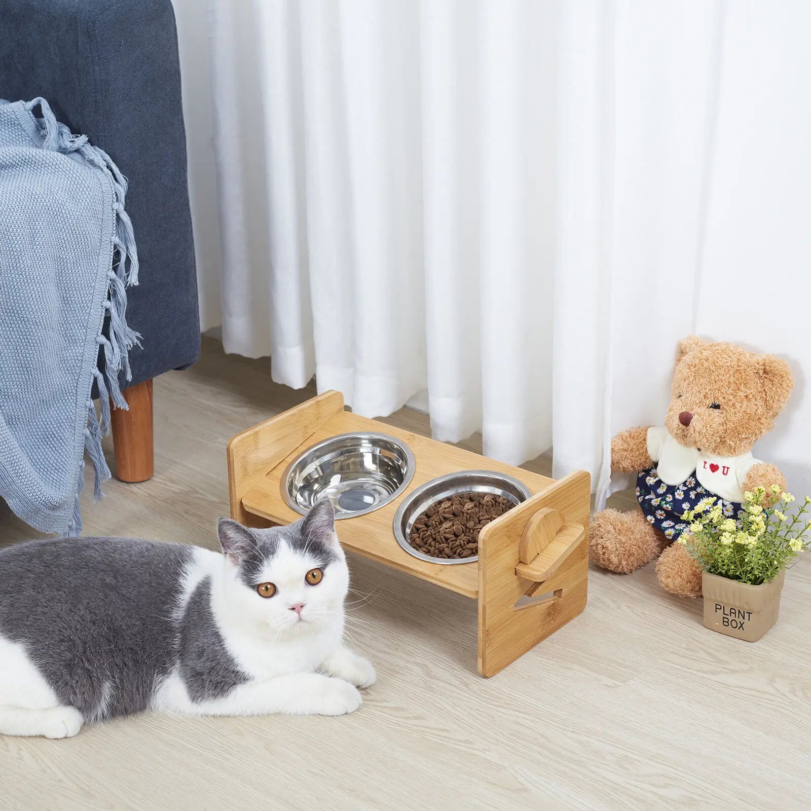 Adjustable Wooden Raised Cat Bowls – Bamboo Stand with Stainless Steel Dishes