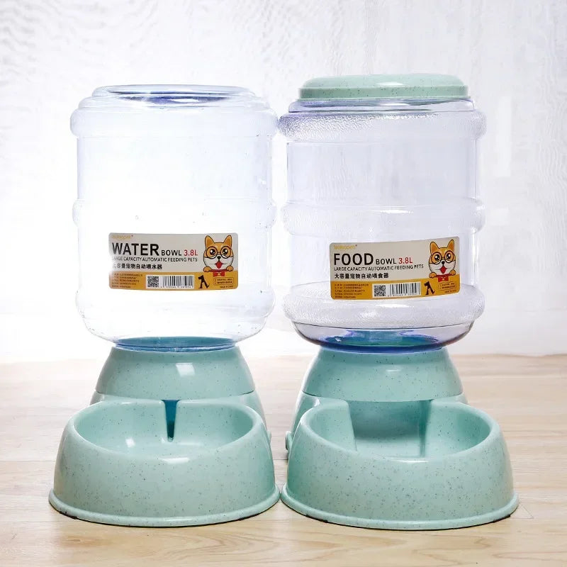 Automatic Dog & Cat Feeder with Water Bottle – 2-in-1 Pet Feeding & Drinking Station