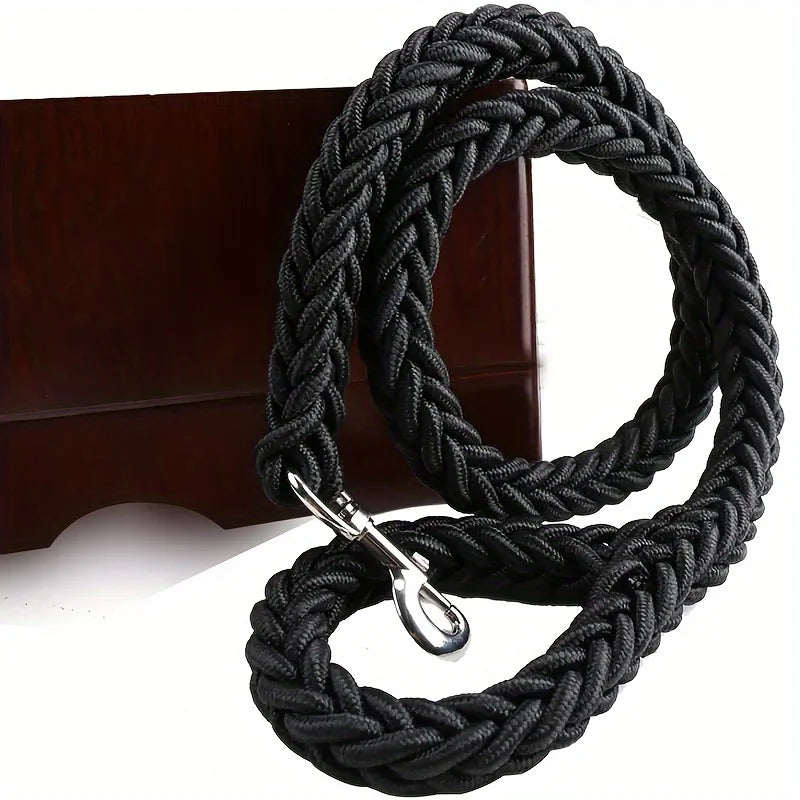 Comfort-Strong 5-Foot Braided Dog Leash – Durable & Comfortable Lead for Training and Daily Walks