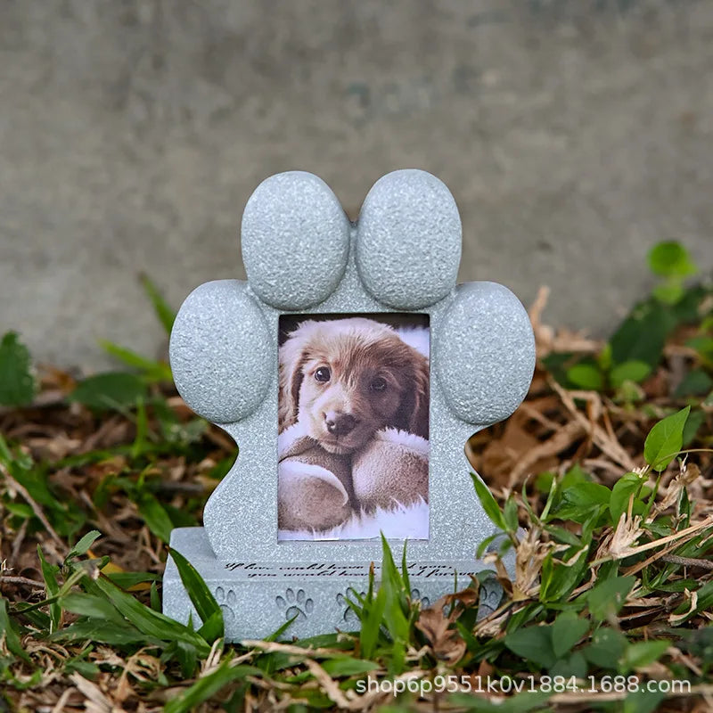 Pawprint Dog Memorial Gift – Pet Loss Sympathy Keepsake with Picture Frame & Grave Marker