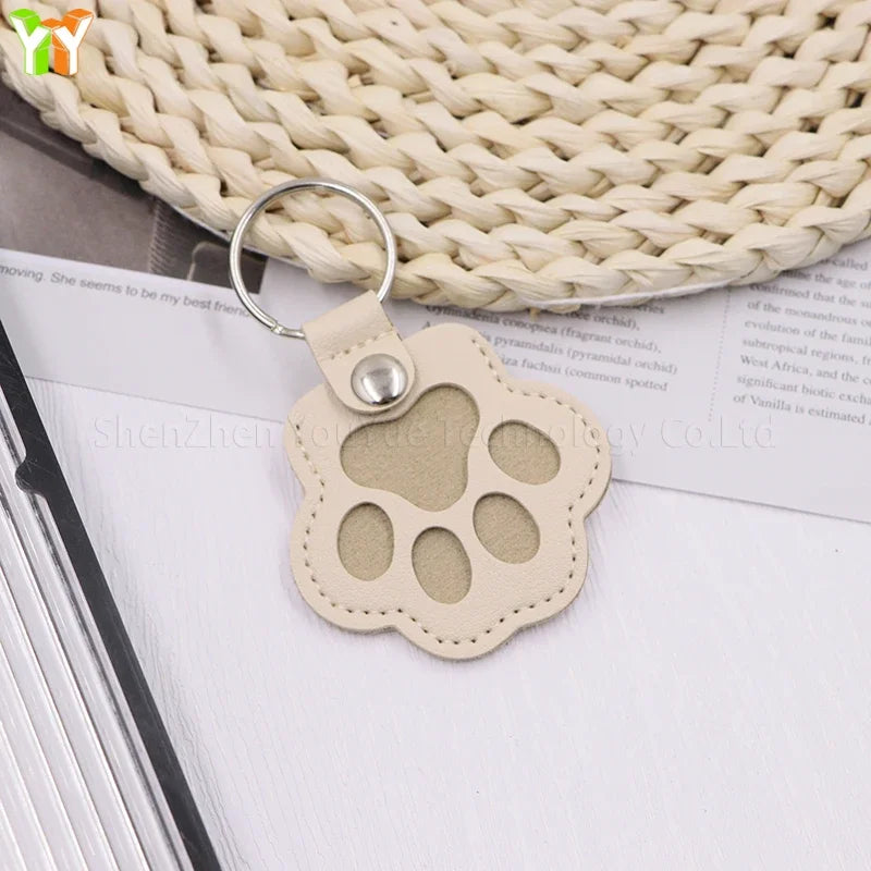 Leather Pet Hair Keepsake Keychain – Handmade Memorial Paw Charm for Dog & Cat Remembrance