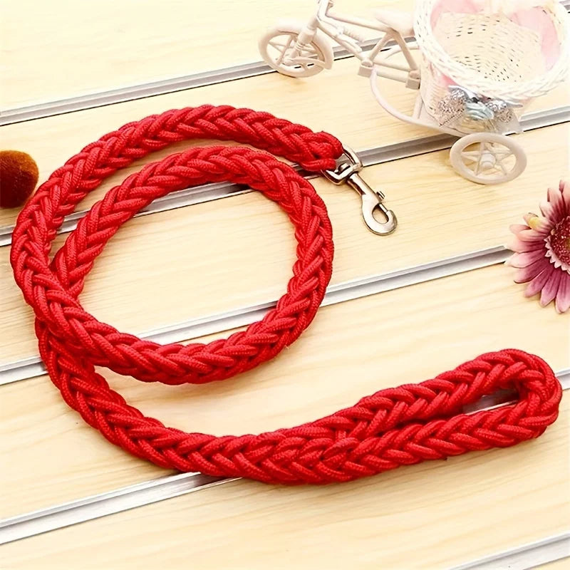 Comfort-Strong 5-Foot Braided Dog Leash – Durable & Comfortable Lead for Training and Daily Walks