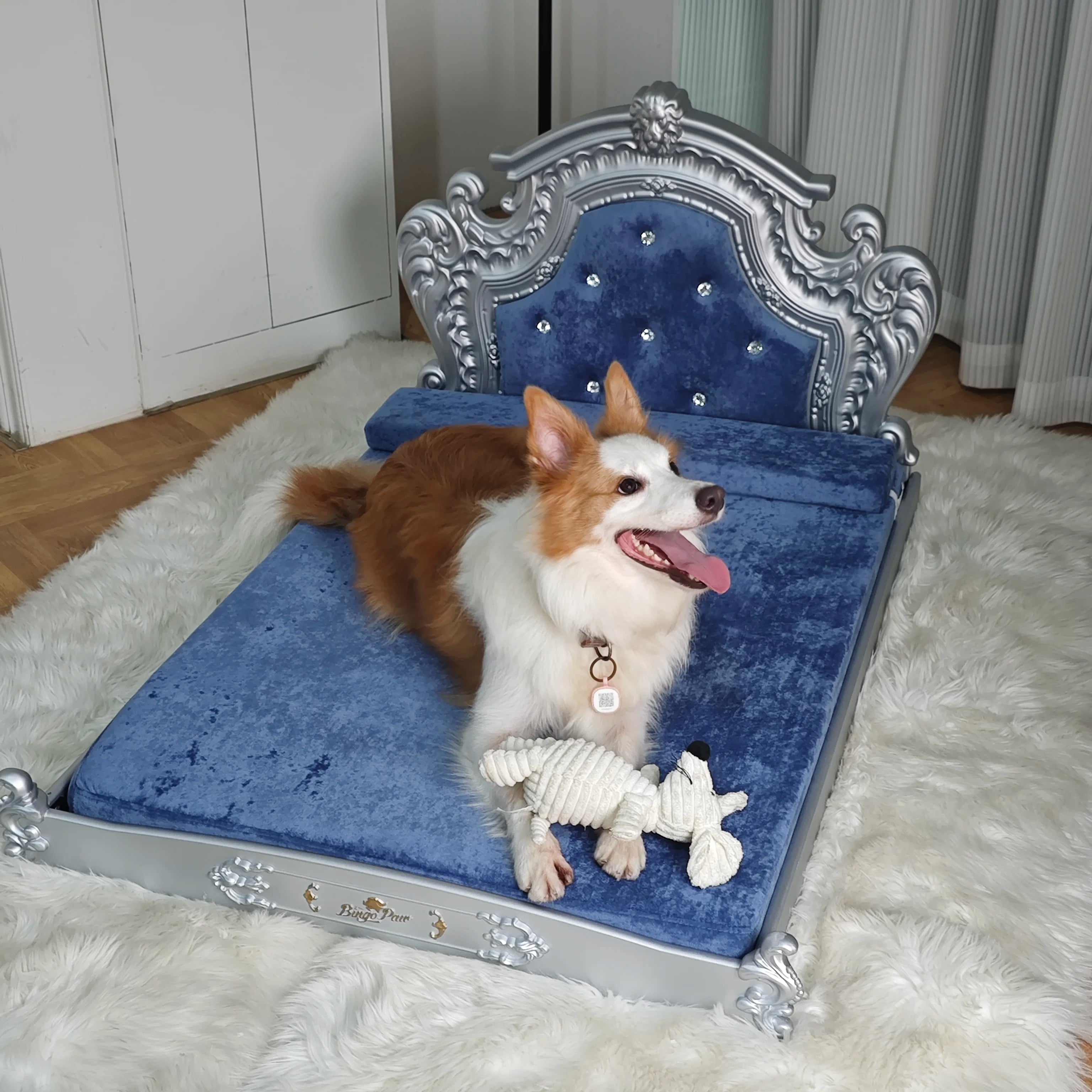 XXLarge Luxury Pet Bed with Headboard – Dutch Velvet & High Elastic Foam