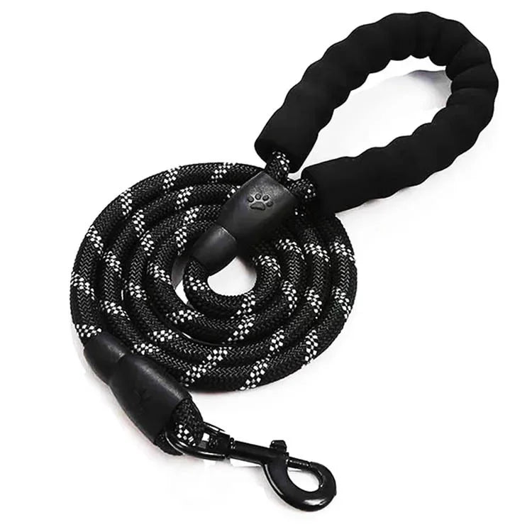 1.5m Reflective Nylon Dog Leash – Strong, Comfortable, and Safe for All Dog Sizes