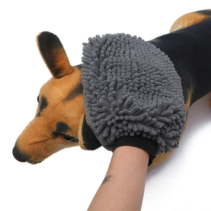 Microfiber Pet Grooming Glove – Quick-Dry Chenille Mitt for Dogs of All Sizes