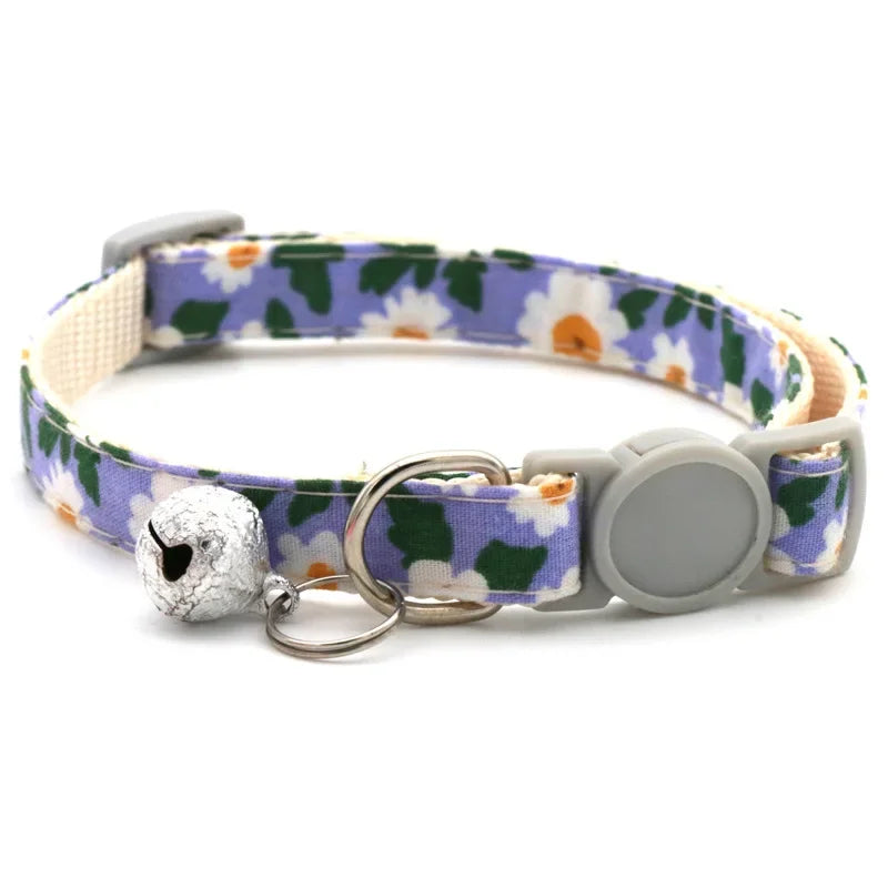 Adjustable Daisy Pet Bandana Collar – Breakaway Neck Scarf for Kittens, Puppies & Small Dogs