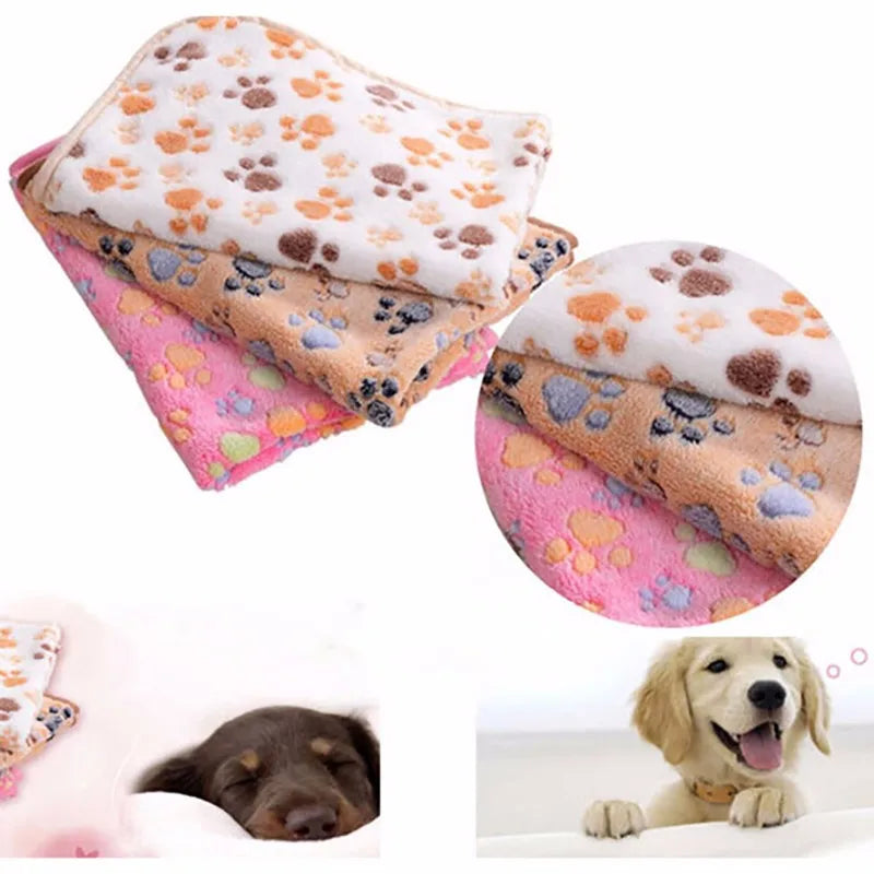 Soft Fleece Pet Blanket – Handcrafted Warm Bed Mat Cover for Dogs & Cats (3 Sizes Available)