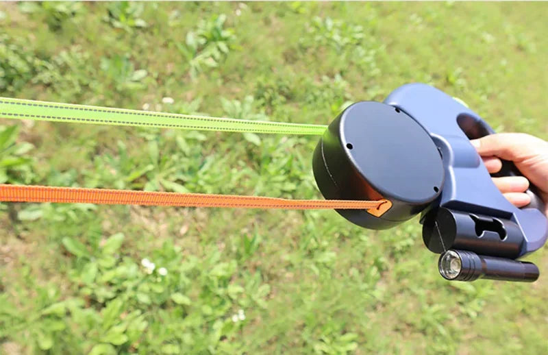 Retractable Dual Dog Leash – LED Light, 360° Swivel, Reflective, No-Tangle