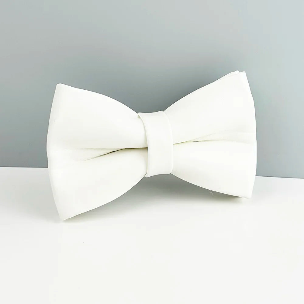 White Leather Dog Collar & Leash Set – Custom Engraved Nameplate