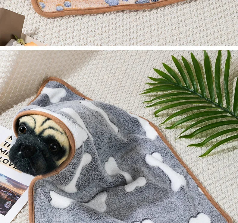 Coral Fleece Pet Sleeping Blanket – Soft, Fluffy & Warm Dog and Cat Blanket for Bed, Couch & Crate
