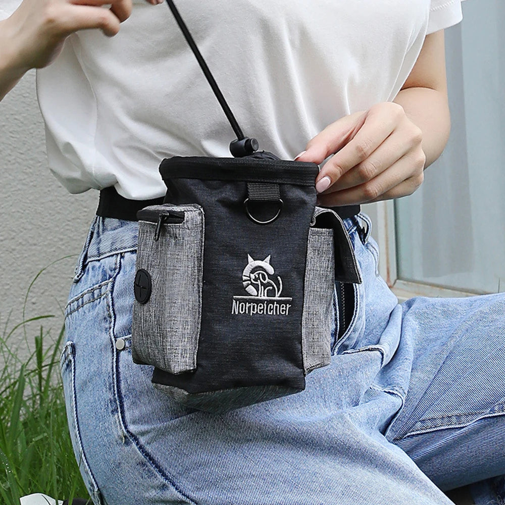 Dog Training Waist Bag – Multi-Functional Outdoor Treat Pouch with Fanny Pack Design for Pet Training, Walking & Rewards