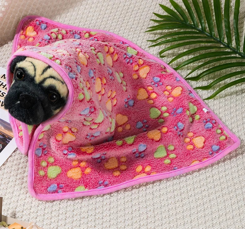 Coral Fleece Pet Sleeping Blanket – Soft, Fluffy & Warm Dog and Cat Blanket for Bed, Couch & Crate
