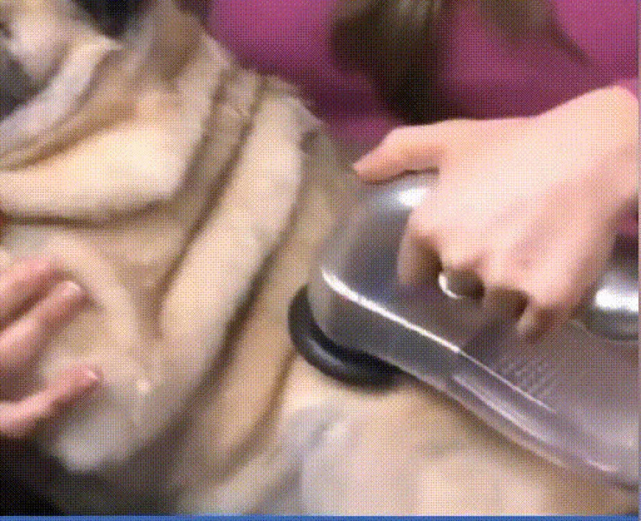 Portable Pet Vacuum Cleaner – Dual-Purpose Electric Hair Remover & Massage Grooming Tool for Cats & Dogs