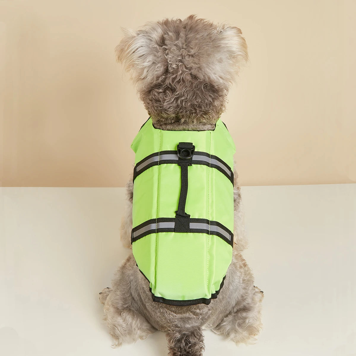 Reflective Dog Life Jacket – Adjustable Safety Swim Vest with Enhanced Buoyancy for Medium & Large Dogs