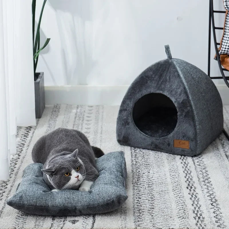 Heated Cat Bed – Self Warming Triangle Cat Cave for Indoor Pets