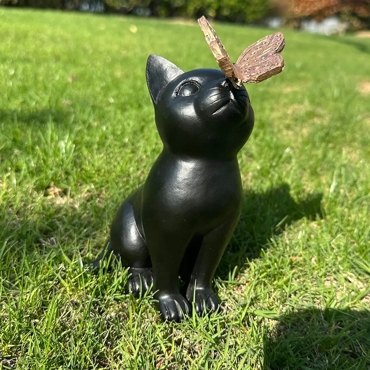 Curious Cat with Butterfly – Resin Figurine Memorial & Home Decoration