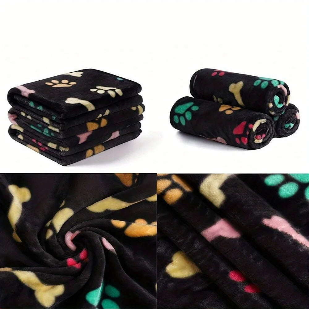 Black Soft Fluffy Pet Blanket – Warm & Cozy Cartoon Bone Design Mat for Cats and Dogs