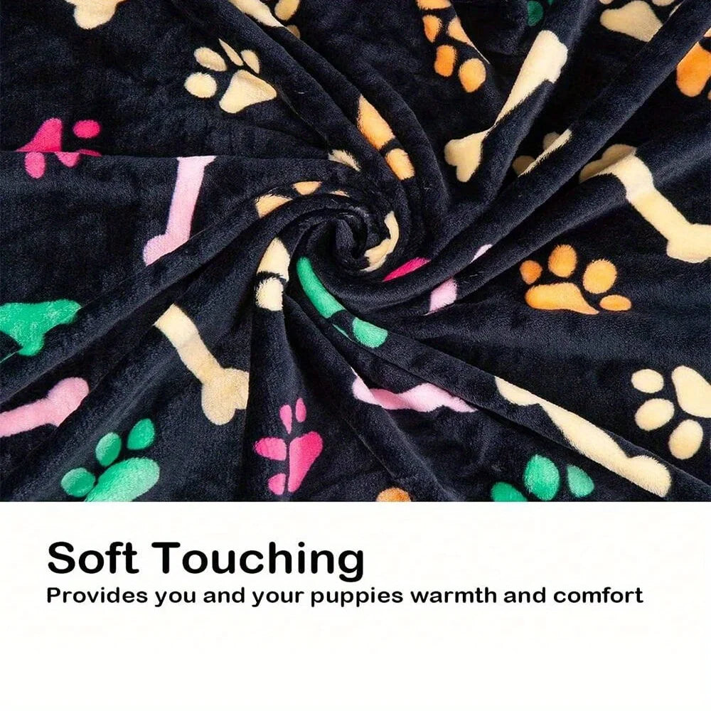 Black Soft Fluffy Pet Blanket – Warm & Cozy Cartoon Bone Design Mat for Cats and Dogs