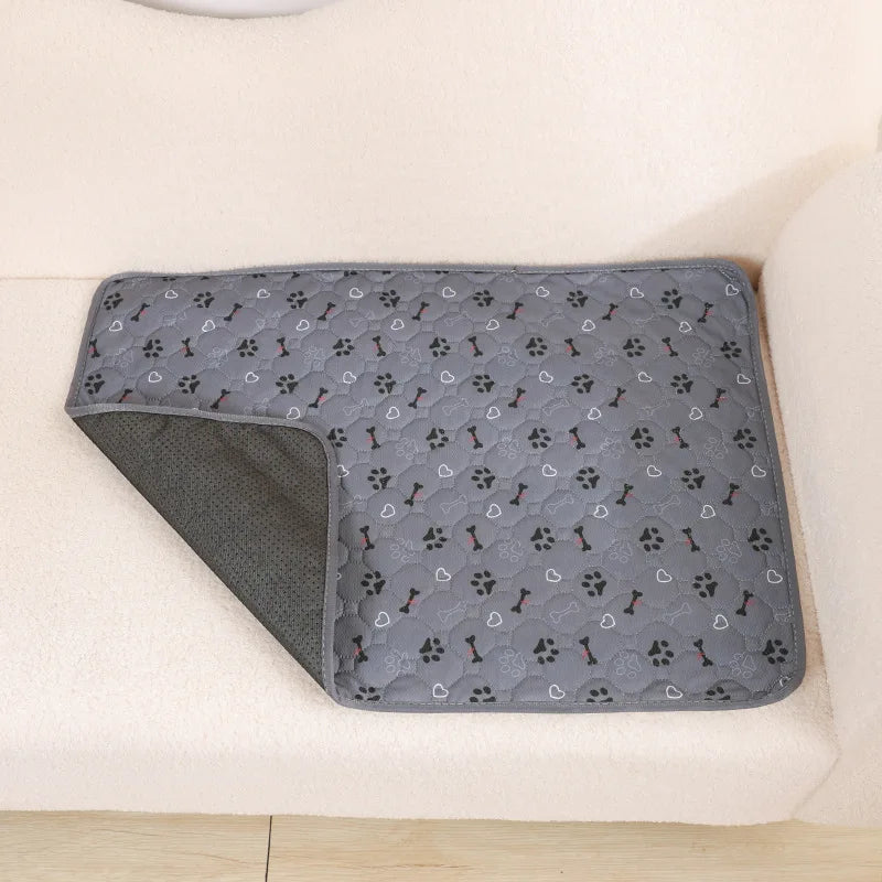 Reusable Dog Pee Pad Blanket – Absorbent Washable Training Pad & Bed Protector for Pets