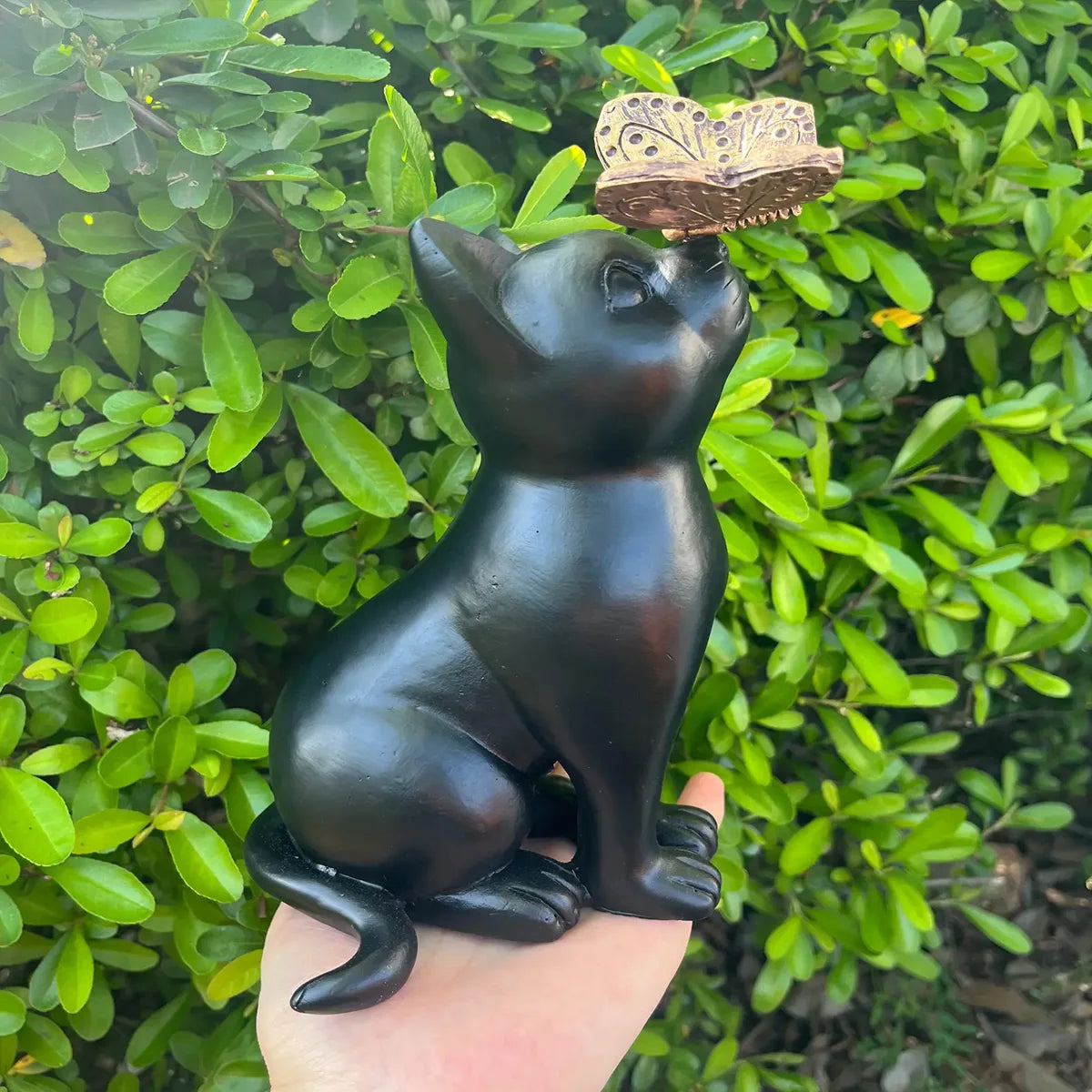 Curious Cat with Butterfly – Resin Figurine Memorial & Home Decoration